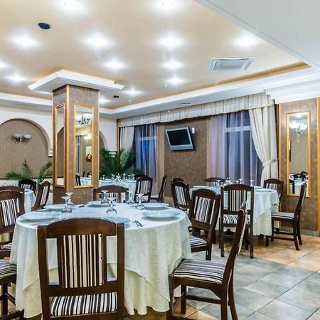 Fantanita Craiesei Hotel Fagaras Bagian luar foto